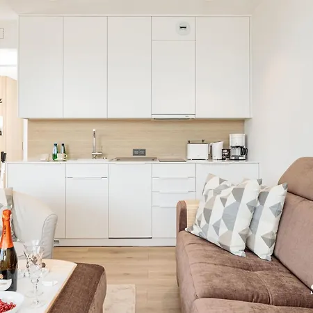 Apartament Sands Z Dostepem Do Basenow,Saun,Jacuzzi Za Dodatkowa Oplata - Pinea Apartments Pobierowo-Sannel Apartments For Rent * Pobierowo